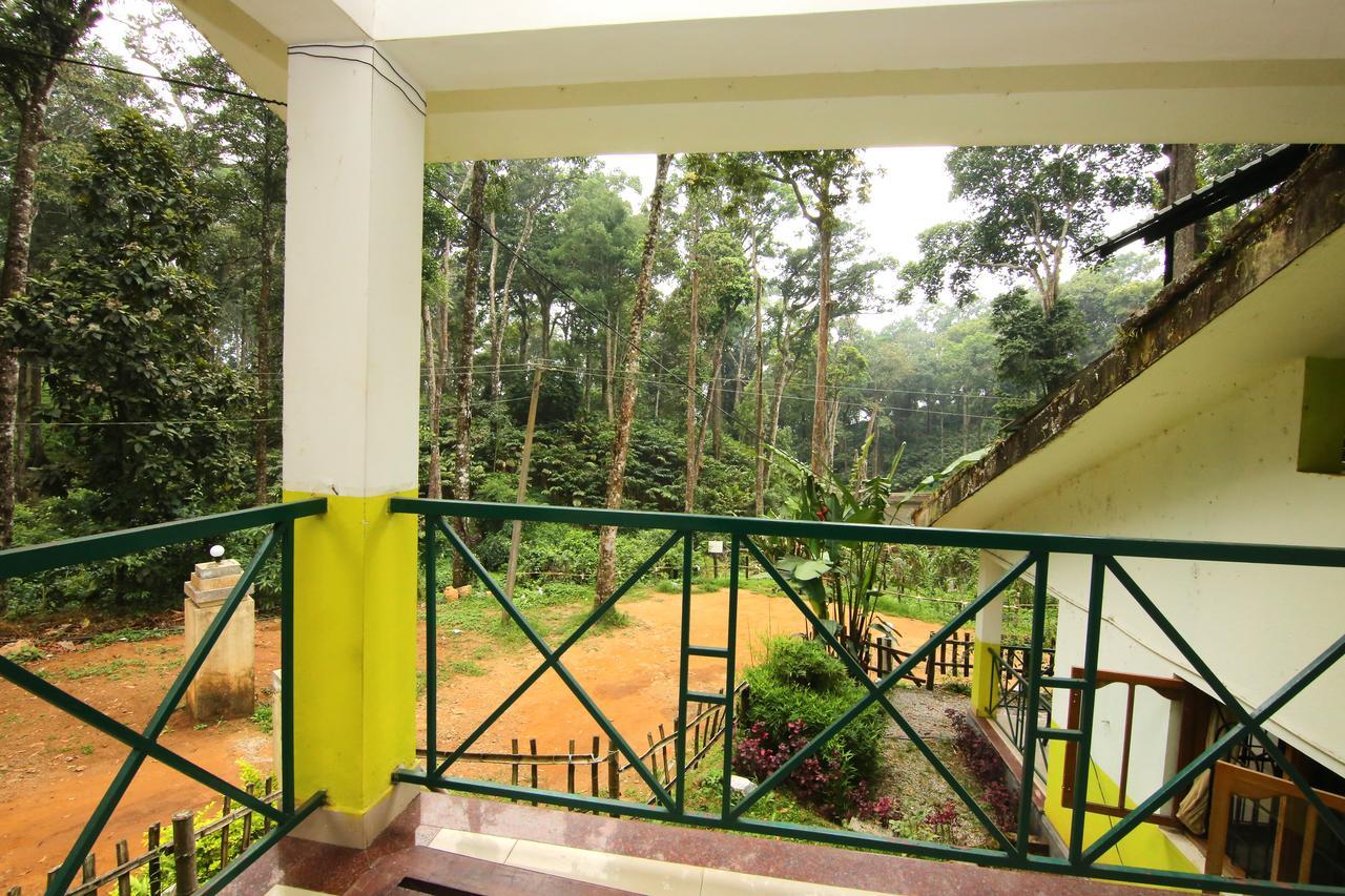 Oyo 4651 Woodpecker Resort Munnar Exterior photo