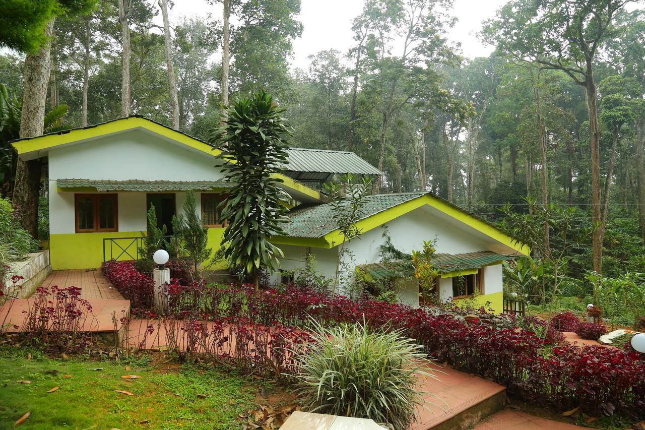 Oyo 4651 Woodpecker Resort Munnar Exterior photo
